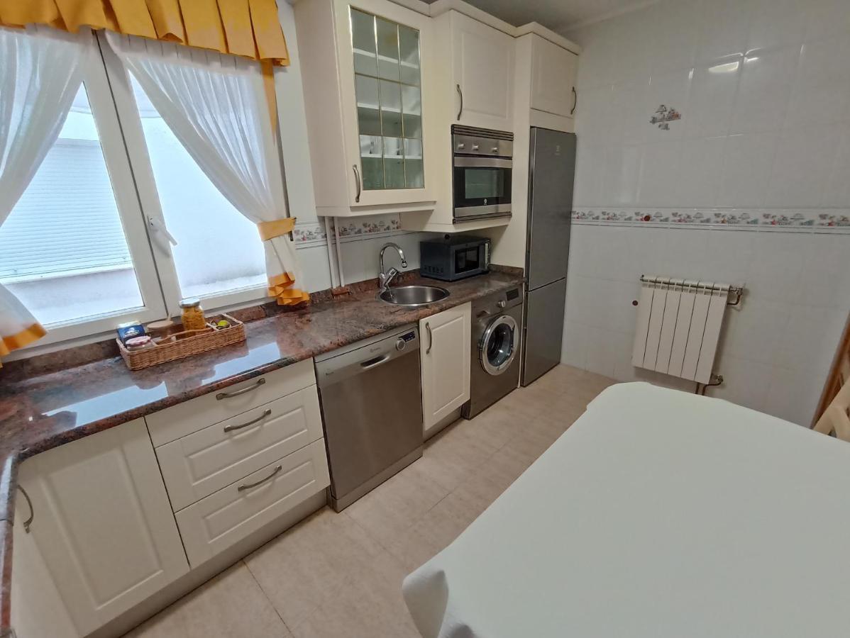 Apartamento De 120M2 Al Lado De Cabarceno Saron Esterno foto